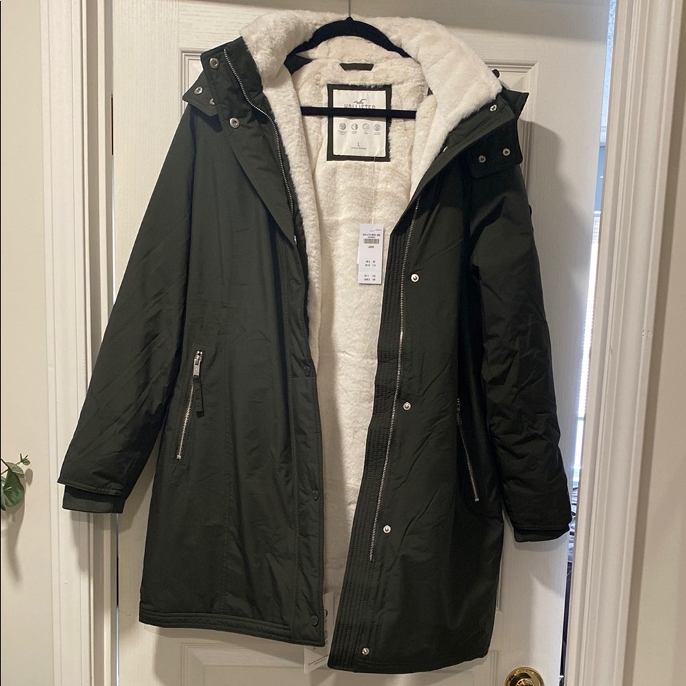 NWT Hollister L Olive Green Faux Fur Lined Coat